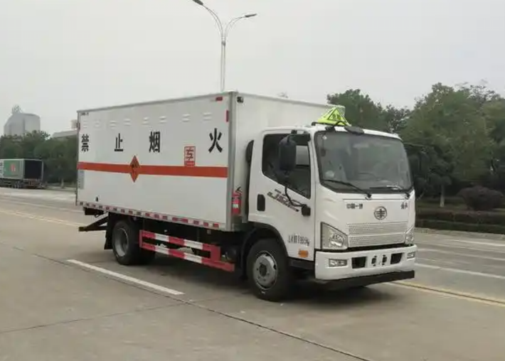 海勃湾爆破器材运输车可以上高速吗？